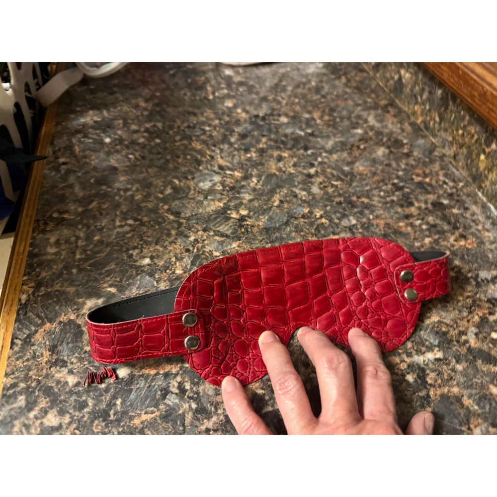 Red Faux Crocodile Embossed Eye Mask Blindfold Adjustable Buckle Strap Red Black